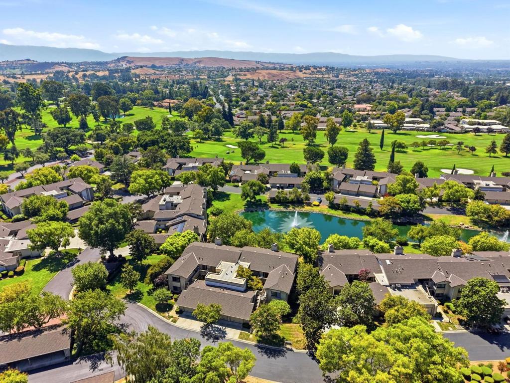 7057 Via Belmonte Property Photo 1