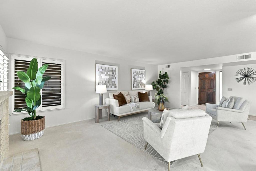7057 Via Belmonte Property Photo 8