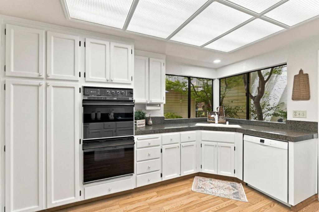 7057 Via Belmonte Property Photo 14
