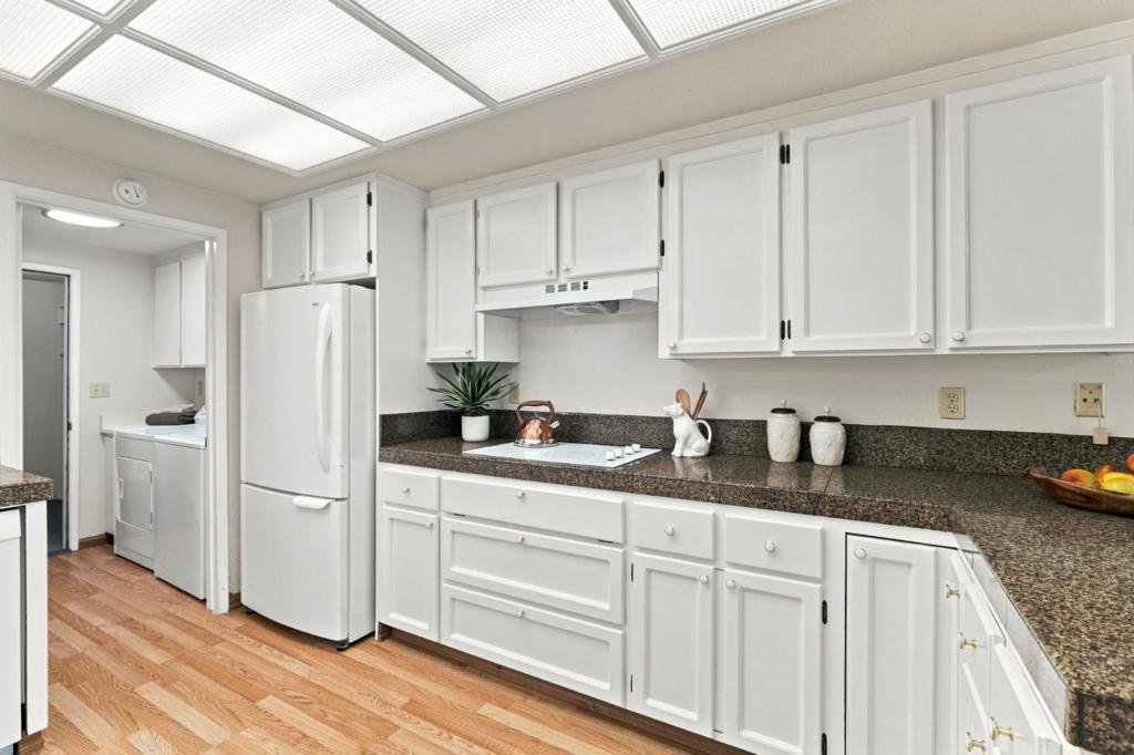 7057 Via Belmonte Property Photo 15