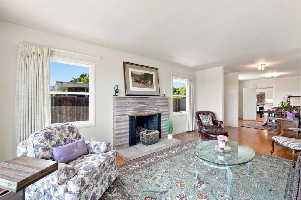 334 Oakview Drive Property Photo 7