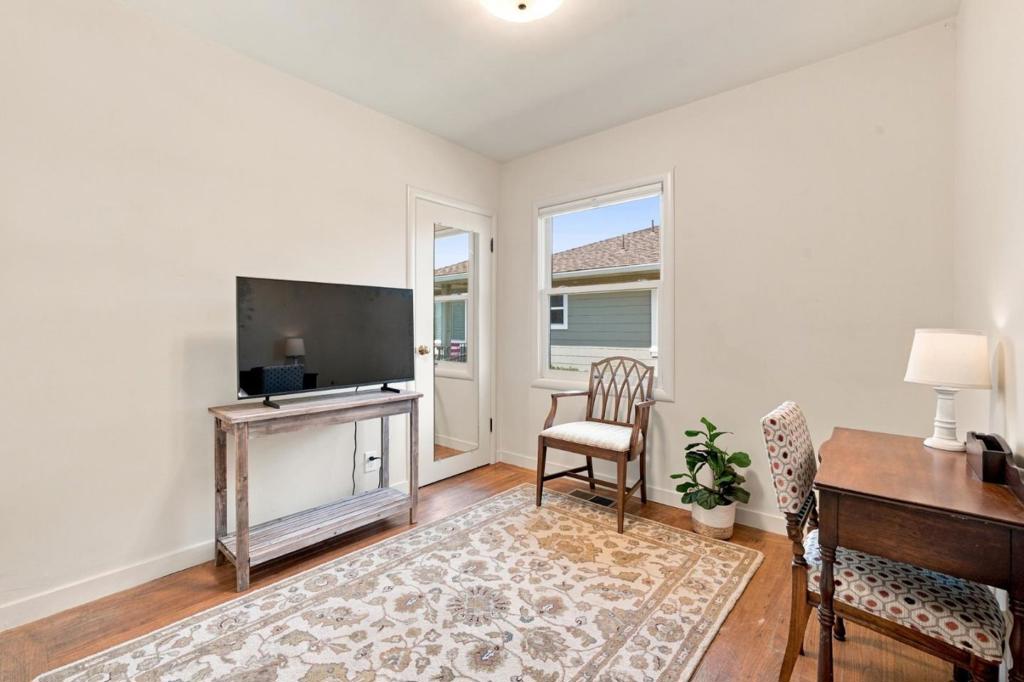 334 Oakview Drive Property Photo 27