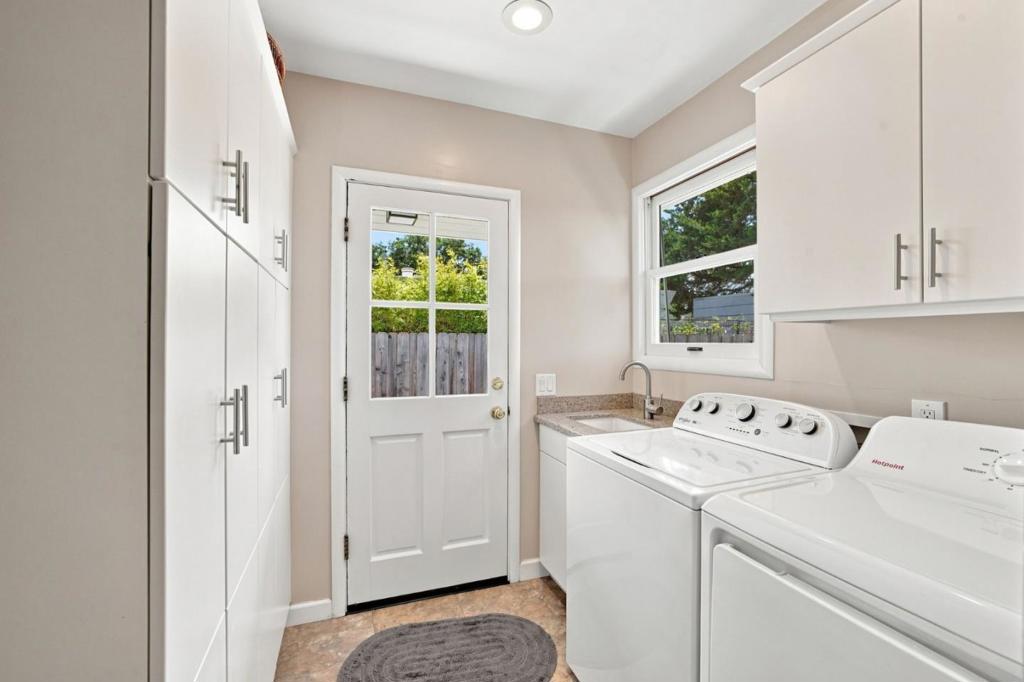 334 Oakview Drive Property Photo 30