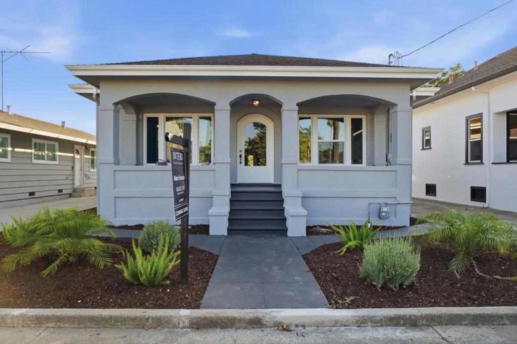 1541 Pomona Avenue Property Photo