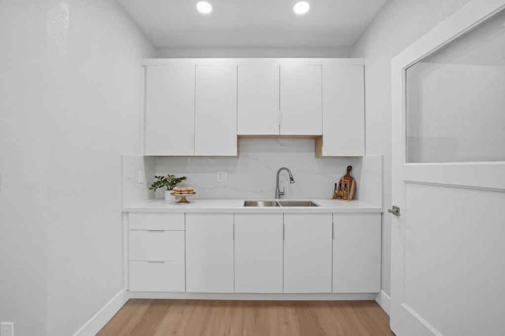 1541 Pomona Avenue Property Photo 18