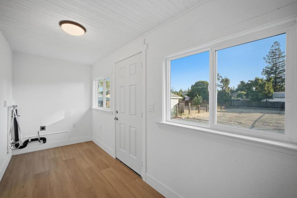 1541 Pomona Avenue Property Photo 27