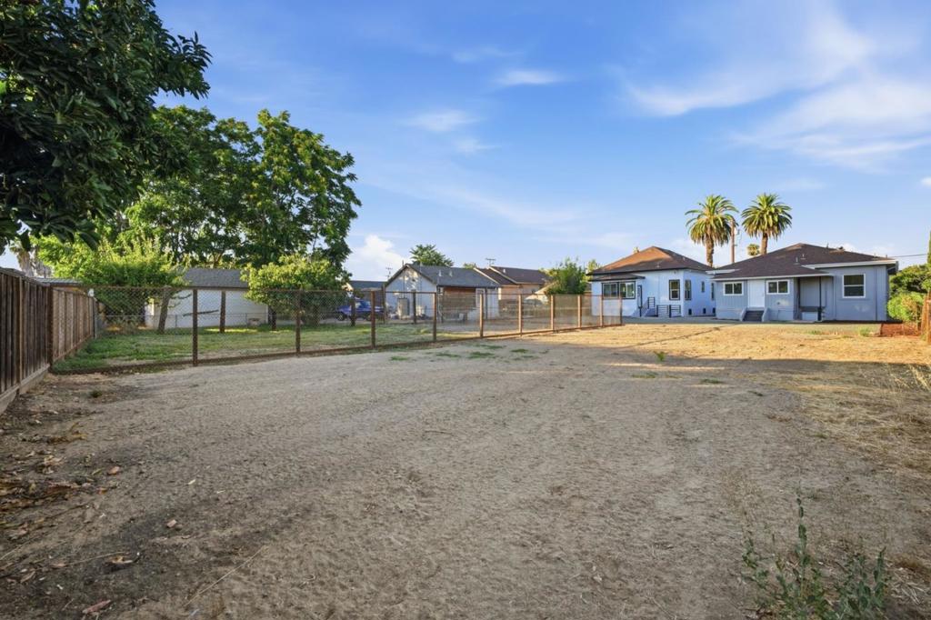 1541 Pomona Avenue Property Photo 32