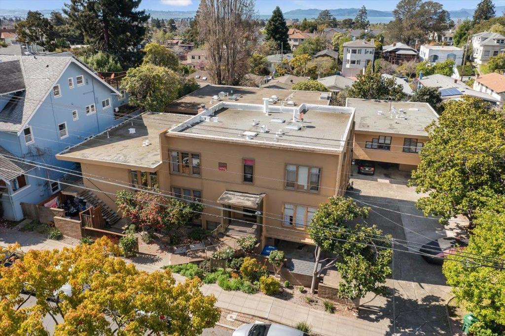 1430 Josephine Street Property Photo 3
