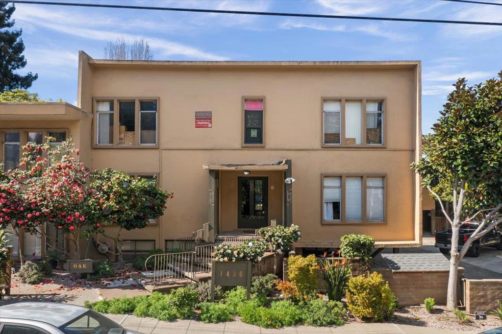 1430 Josephine Street Property Photo 5