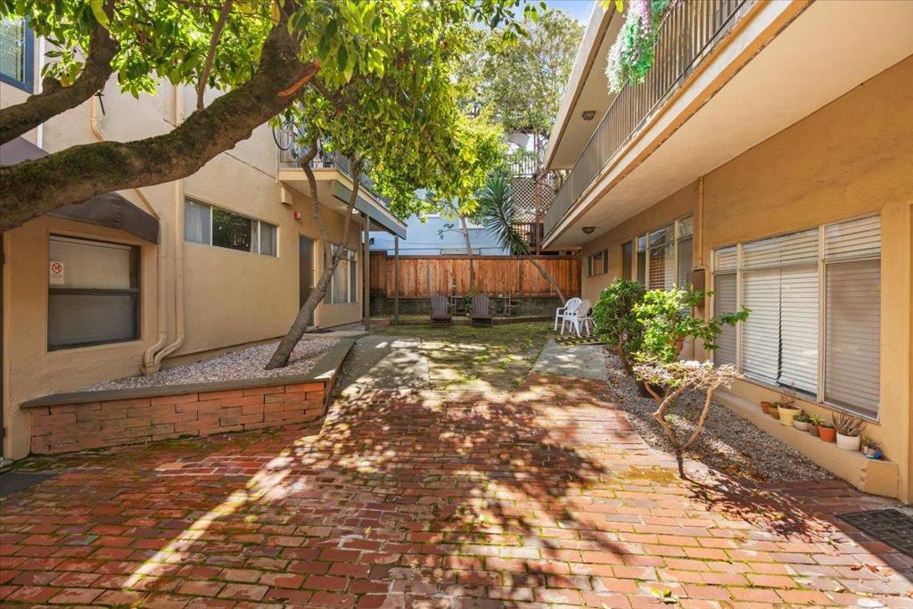 1430 Josephine Street Property Photo 9