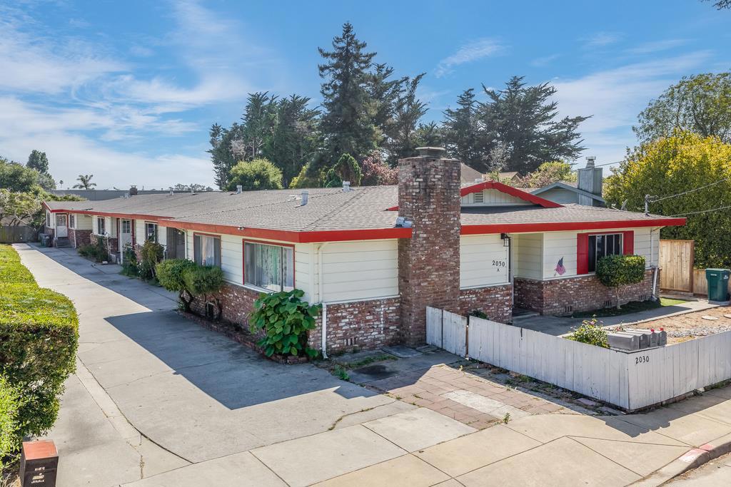 2030 Kinsley Street Property Photo 1
