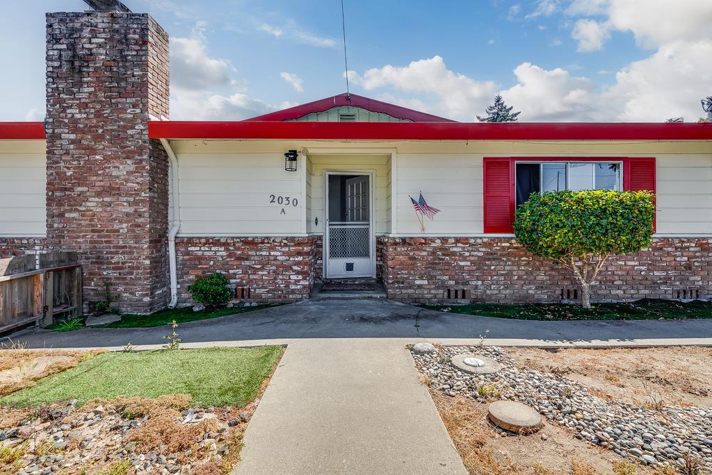 2030 Kinsley Street Property Photo 4