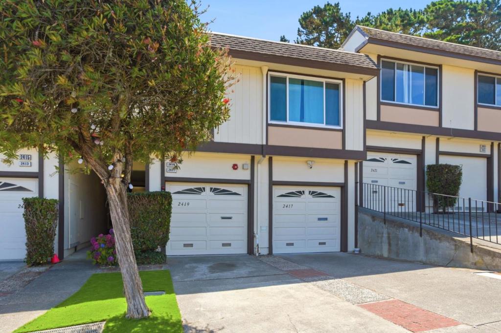 2419 Rowntree Way Property Photo 2