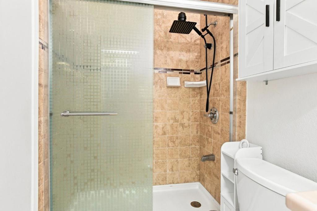 2419 Rowntree Way Property Photo 30