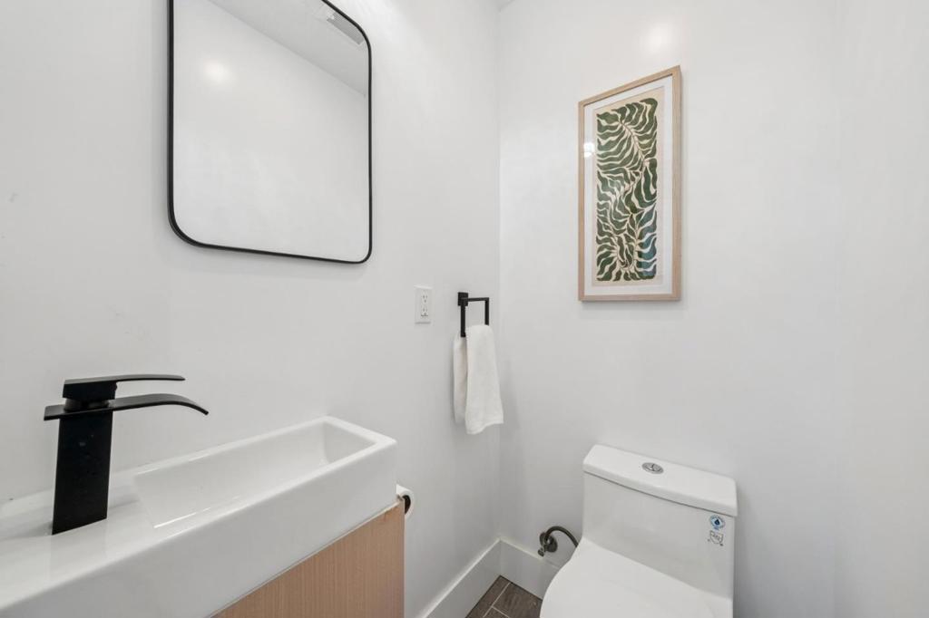 12311 Viewoak Drive Property Photo 14