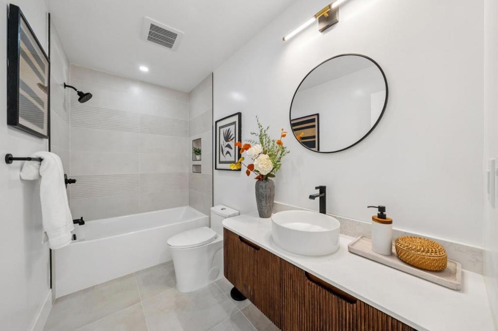 12311 Viewoak Drive Property Photo 21