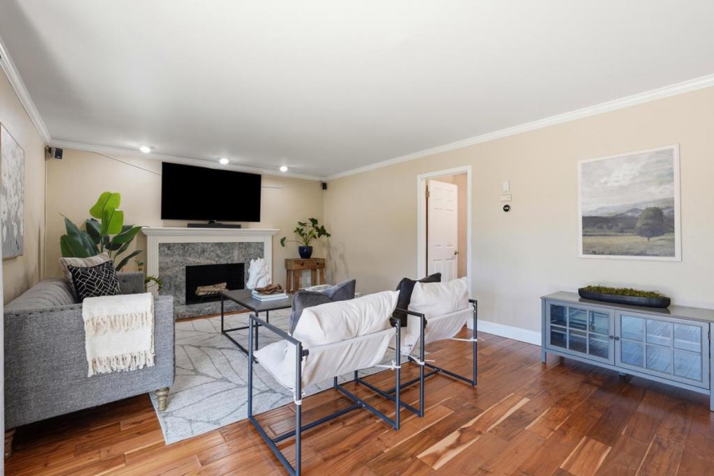 4841 Tonino Drive Property Photo 14