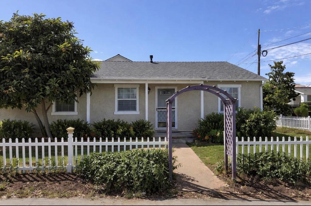 10178 Orange Avenue Property Photo 1