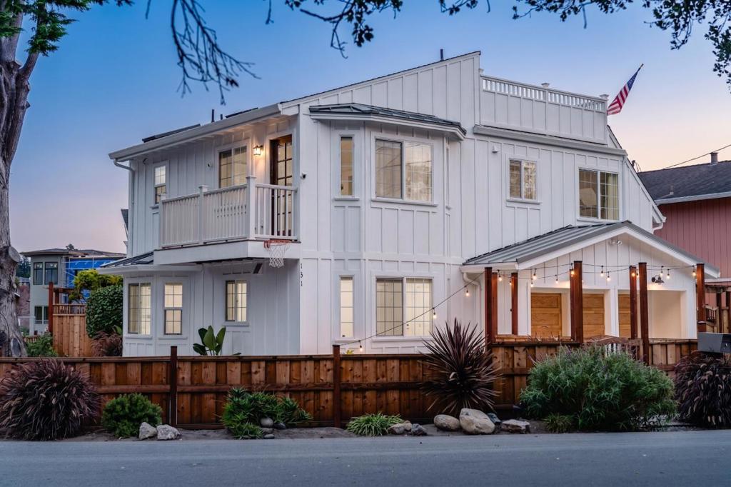 131 Seacliff Drive Property Photo