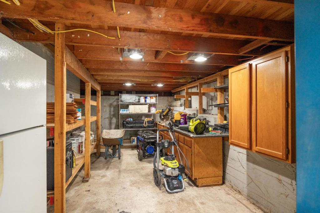 236 Caledonium Avenue Property Photo 28