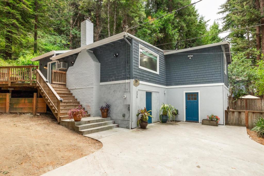 236 Caledonium Avenue Property Photo 33
