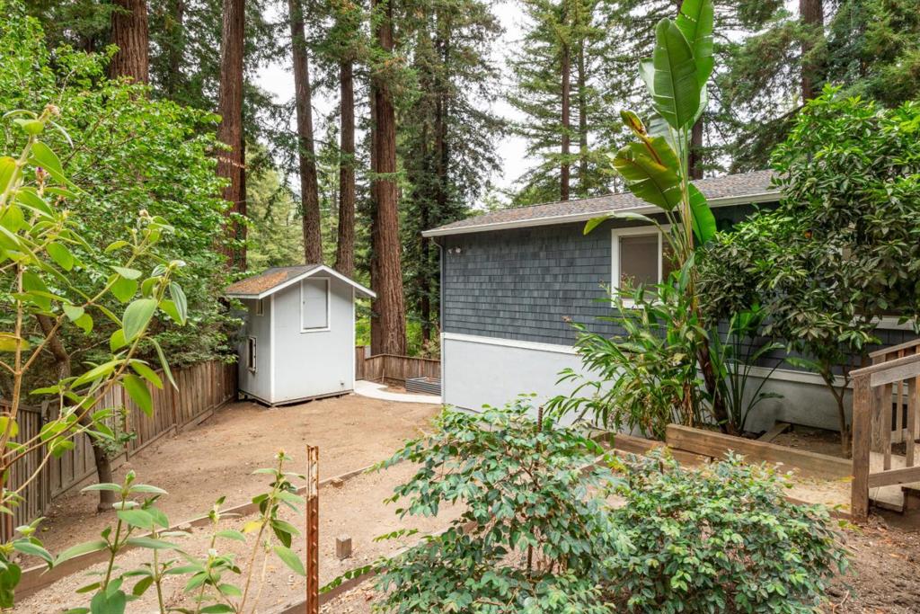 236 Caledonium Avenue Property Photo 43