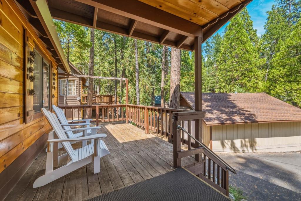 23100 Tuolumne Drive Property Photo 4