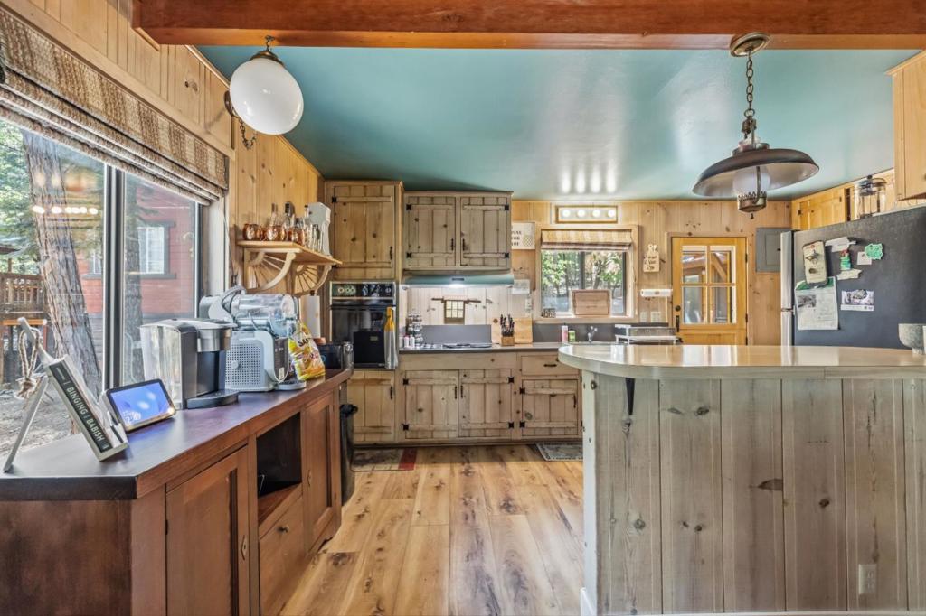 23100 Tuolumne Drive Property Photo 15