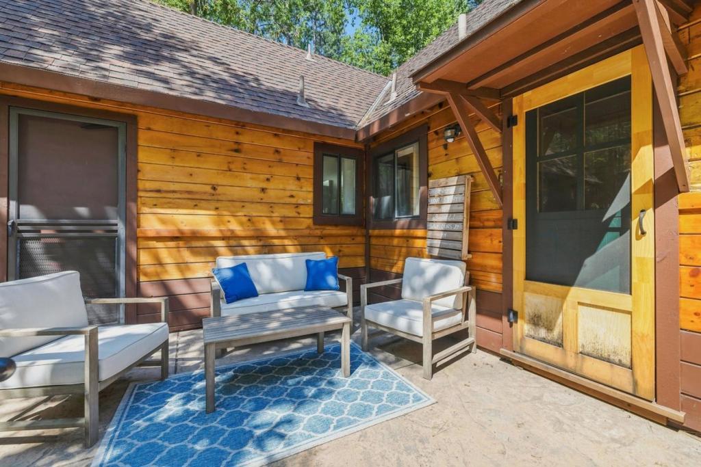 23100 Tuolumne Drive Property Photo 25