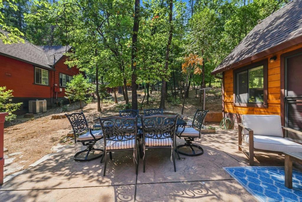 23100 Tuolumne Drive Property Photo 27