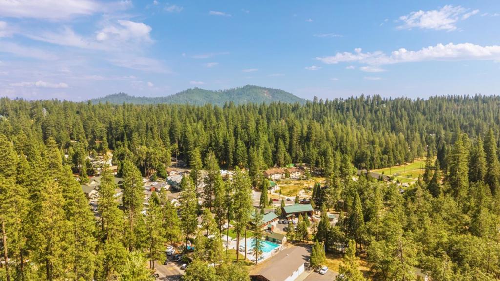 23100 Tuolumne Drive Property Photo 31