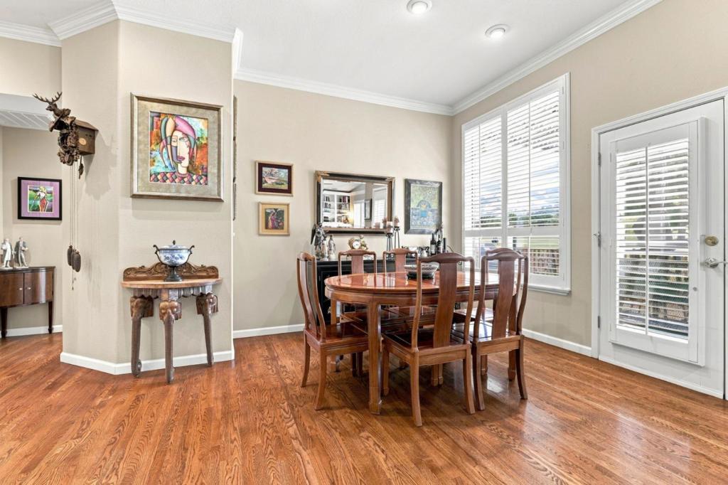 4012 Clubhouse Court Property Photo 8
