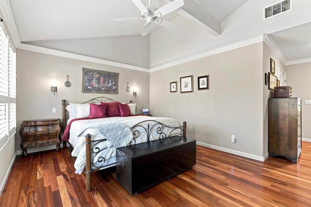 4012 Clubhouse Court Property Photo 17