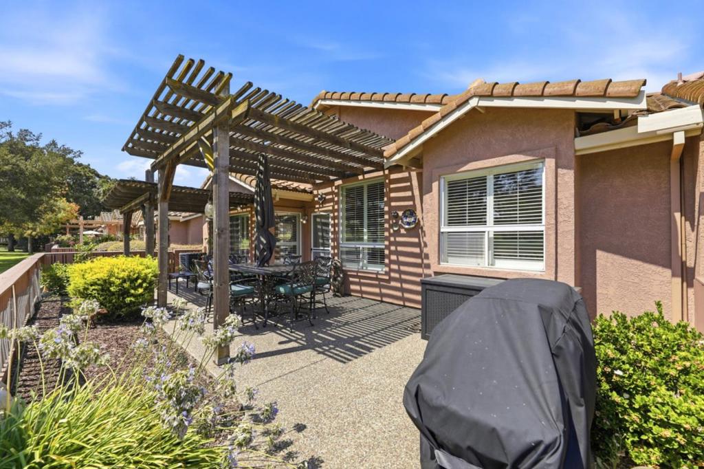 4012 Clubhouse Court Property Photo 26