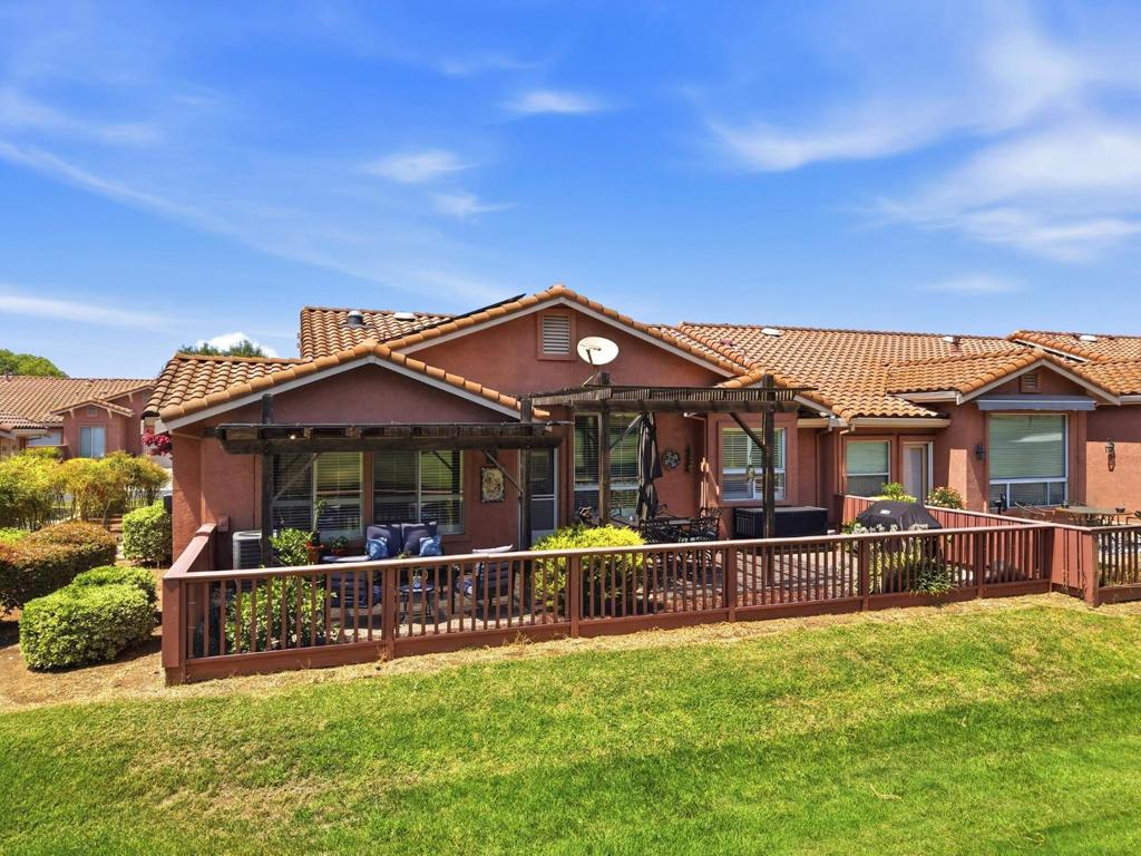 4012 Clubhouse Court Property Photo 28