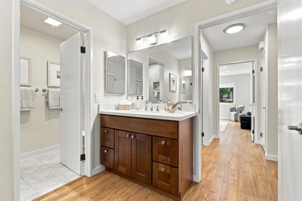 6255 Blauer Court Property Photo 16