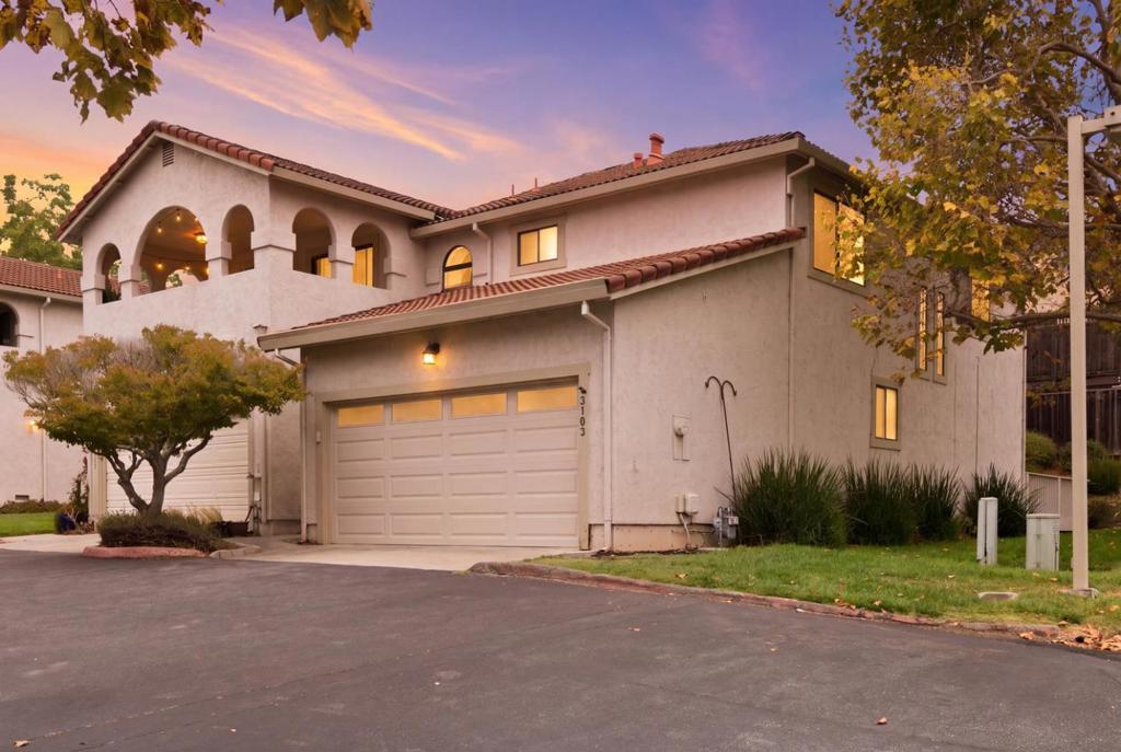 3103 Corte Cabrillo Property Photo 1