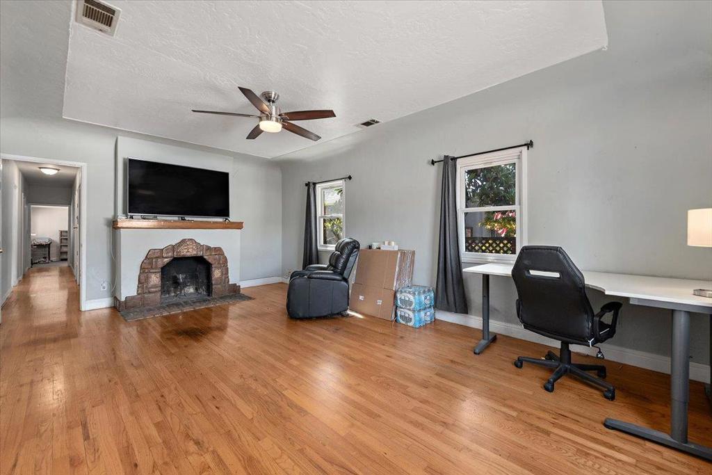 55 Manning Avenue Property Photo 3