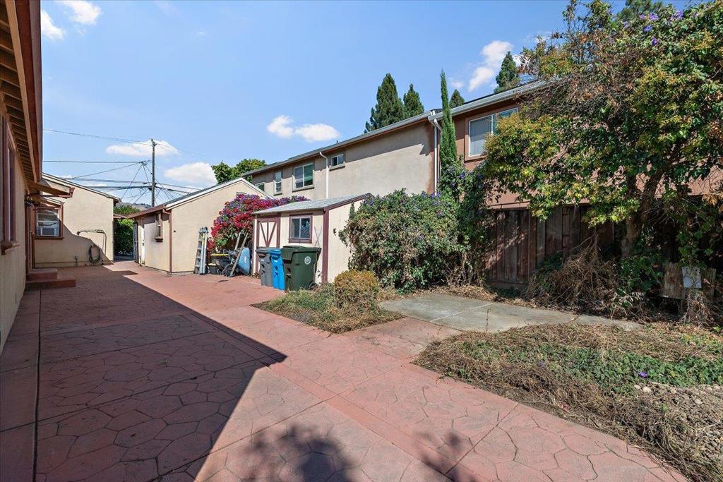55 Manning Avenue Property Photo 26