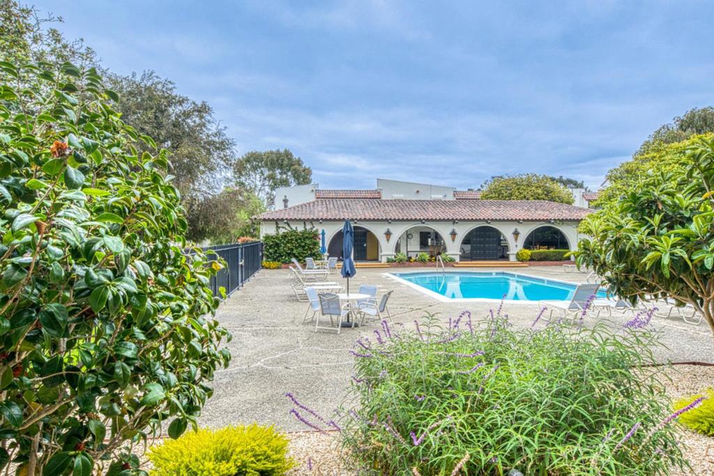 ML82057930 Property Photo 2