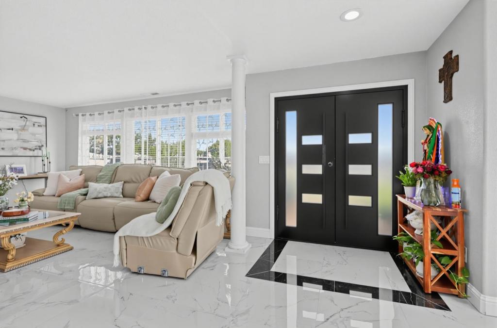 628 Carpino Avenue Property Photo 4