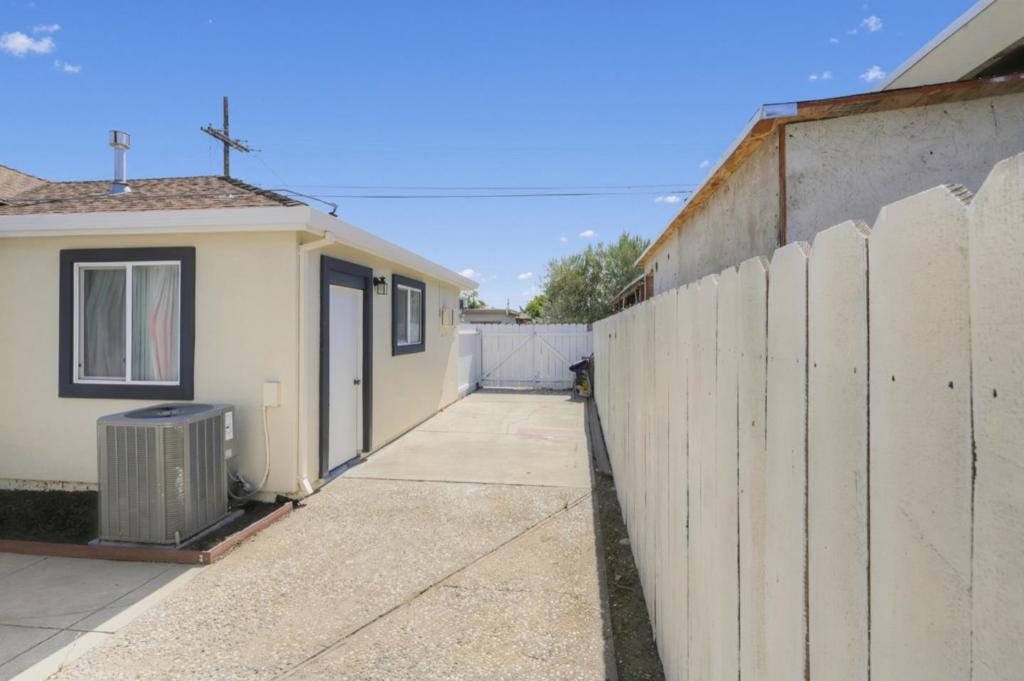 628 Carpino Avenue Property Photo 26