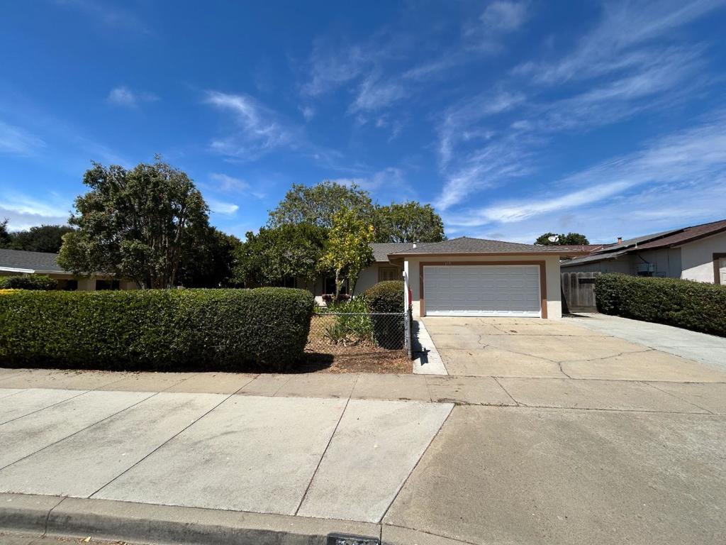 633 Saint George Drive Property Photo 1