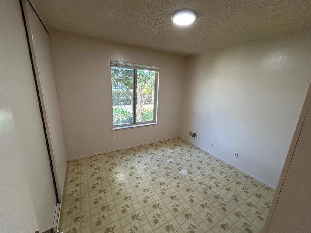 633 Saint George Drive Property Photo 11