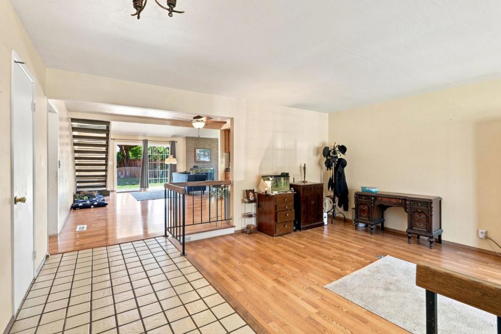 3110 Capelaw Court Property Photo 4