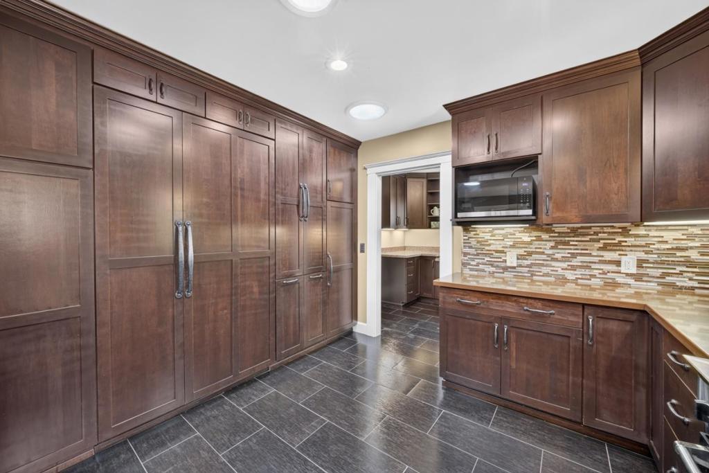 24 Fulton Street Property Photo 17