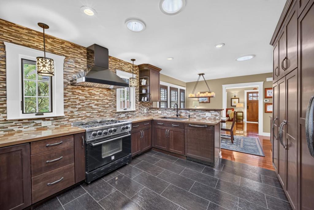 24 Fulton Street Property Photo 19