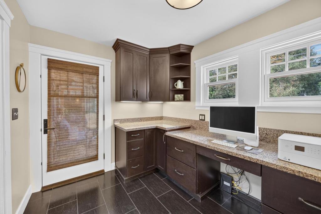 24 Fulton Street Property Photo 21