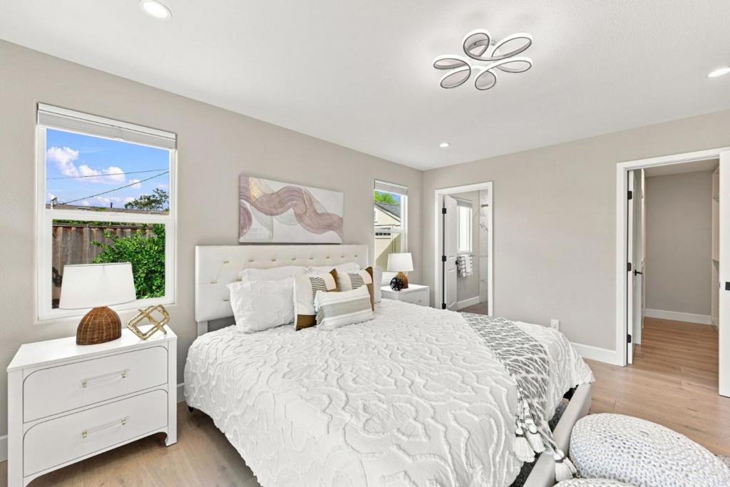 41717 Gifford Street Property Photo 28