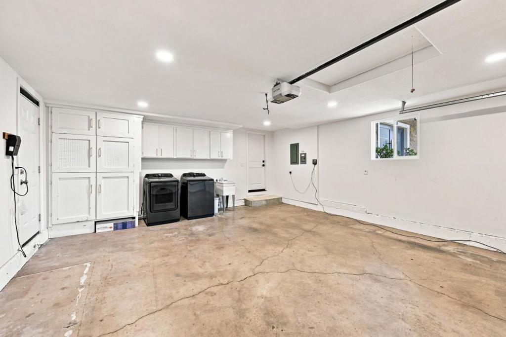 41717 Gifford Street Property Photo 37